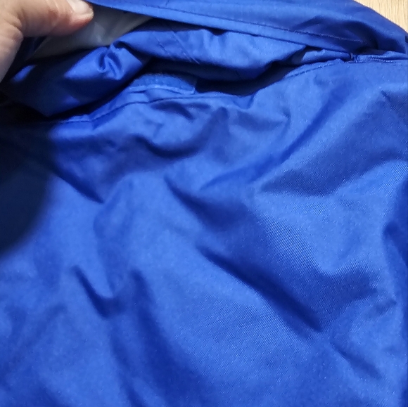 Large Jacket - Picture 6 of 8